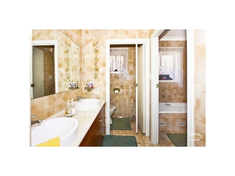 Bossley Park NSW 2176