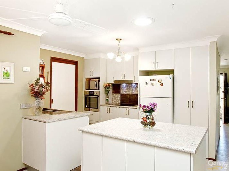 Bossley Park NSW 2176