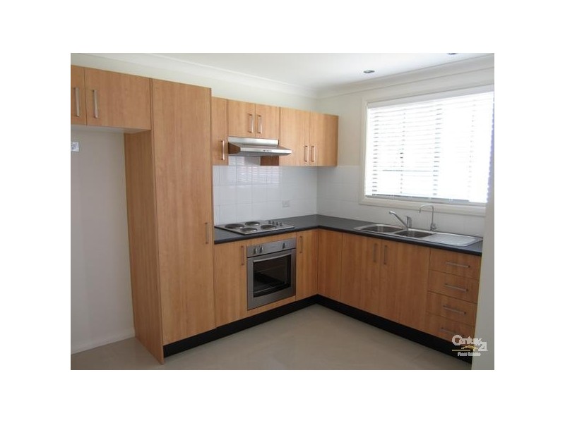 Edensor Park NSW 2176