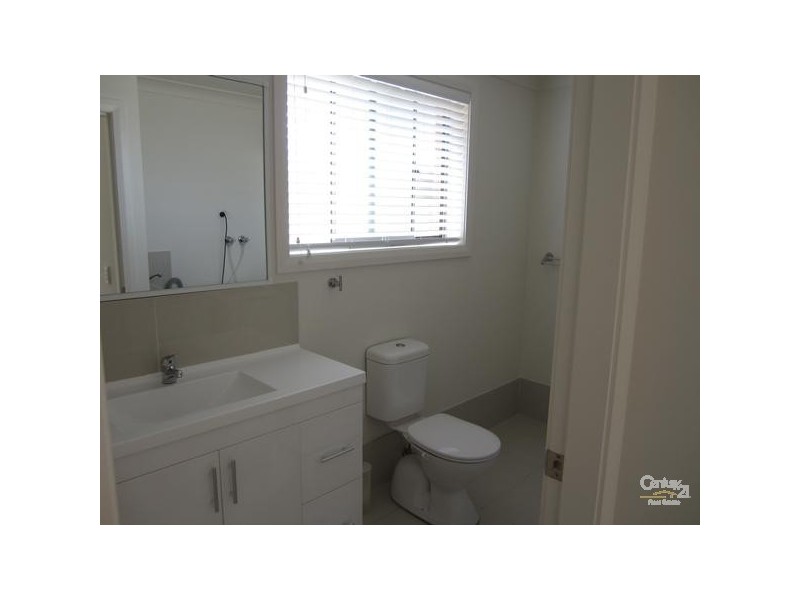 Edensor Park NSW 2176