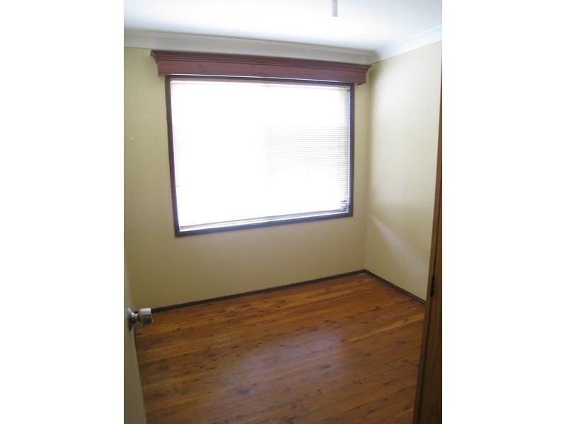 19 Pilliga Crescent, Bossley Park NSW 2176