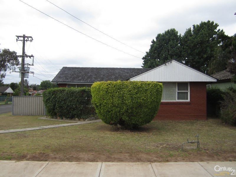 56 Beale Crescent, Fairfield West NSW 2165