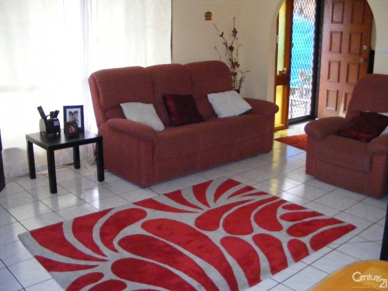 27 Hornet Street, Greenfield Park NSW 2176