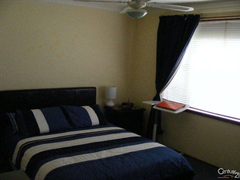 27 Hornet Street, Greenfield Park NSW 2176