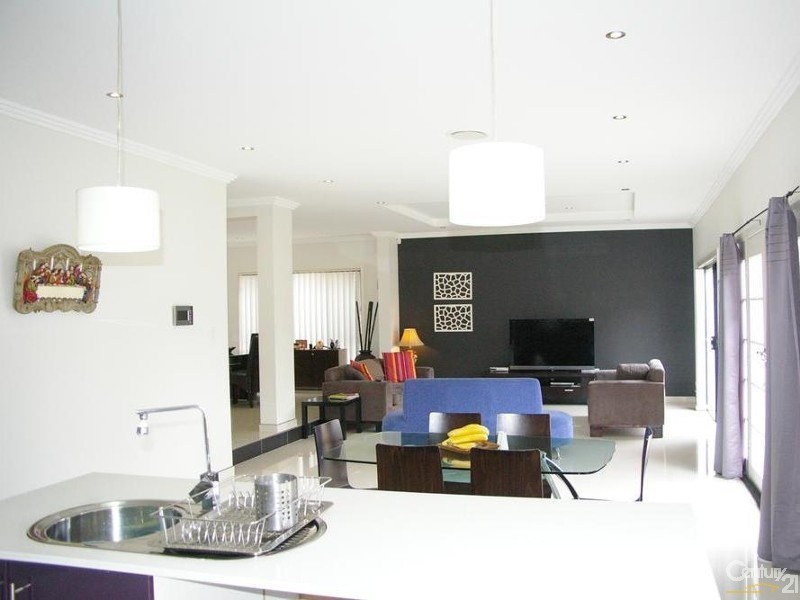 38 Bougainville Avenue, Bossley Park NSW 2176