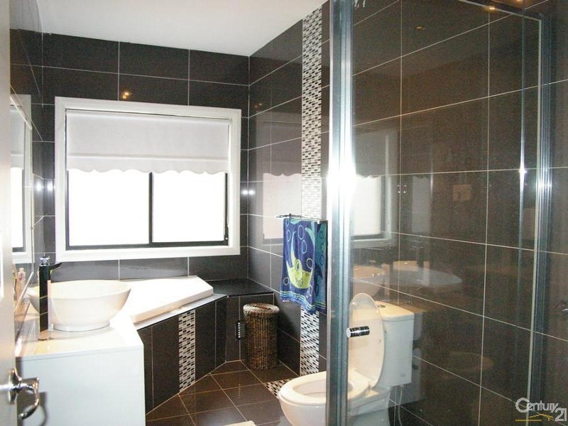 38 Bougainville Avenue, Bossley Park NSW 2176