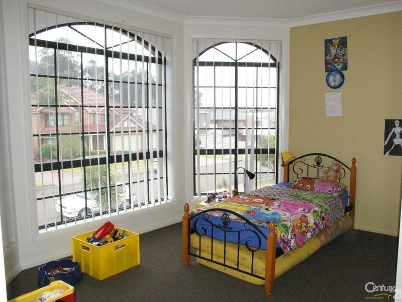 38 Bougainville Avenue, Bossley Park NSW 2176