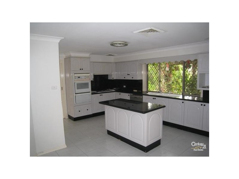 33 Mariner Street, Abbotsbury NSW 2176