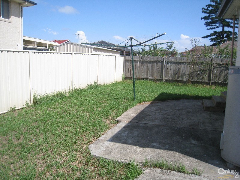 21 Cecil Place, Greenfield Park NSW 2176