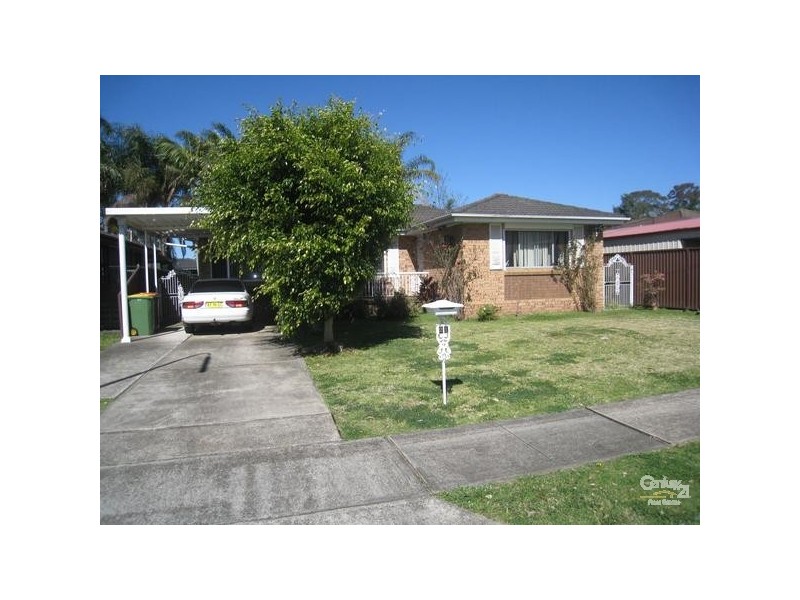 21 Napier Place, Bossley Park NSW 2176