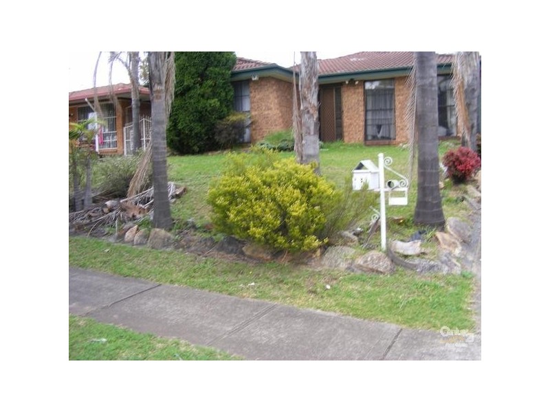 8 Cheyenne Road, Greenfield Park NSW 2176