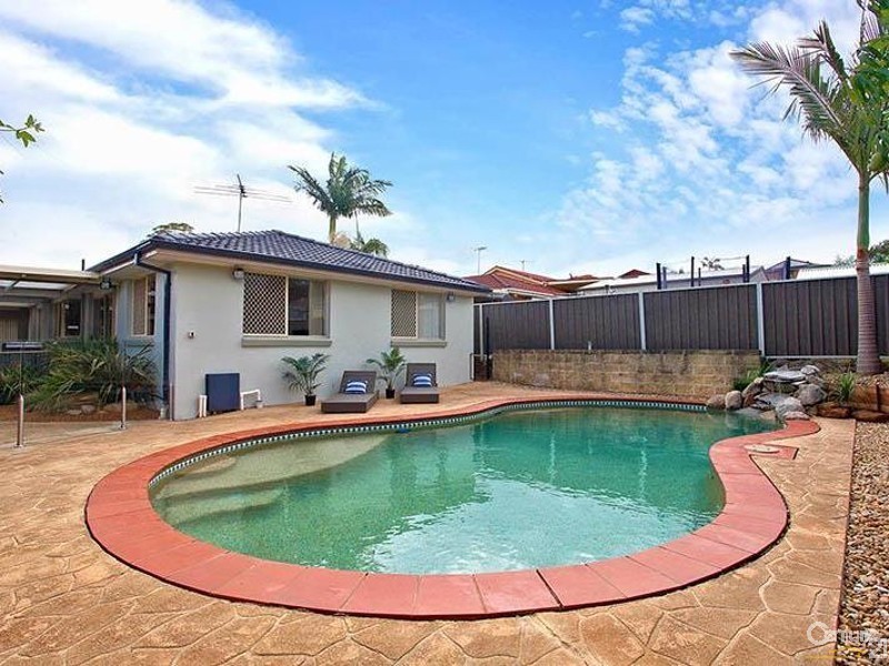 4 Glenton Street, Abbotsbury NSW 2176