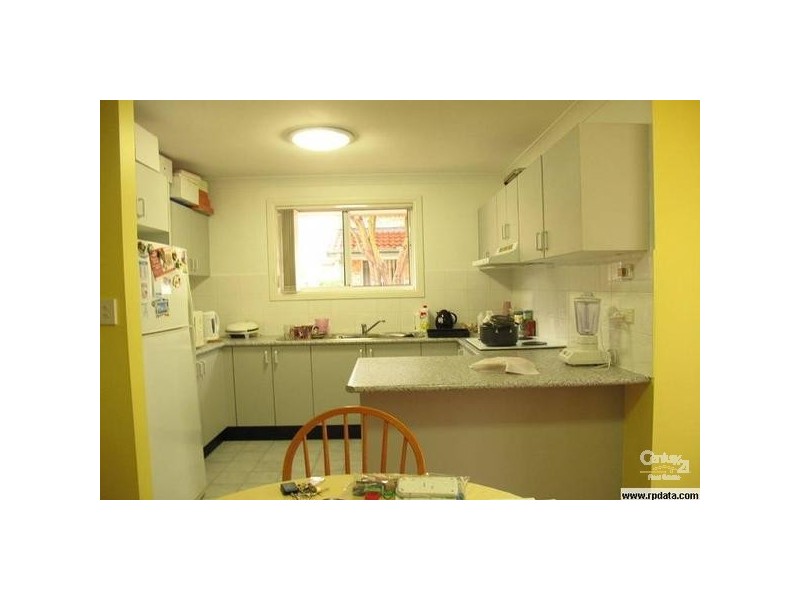 18/59-61 Devenish Street, Greenfield Park NSW 2176