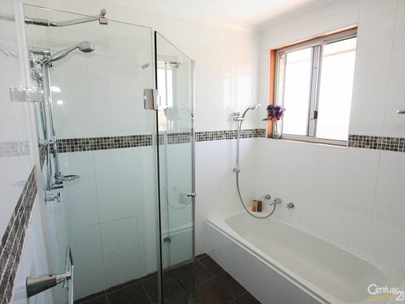 2 Wheller Street, Bossley Park NSW 2176