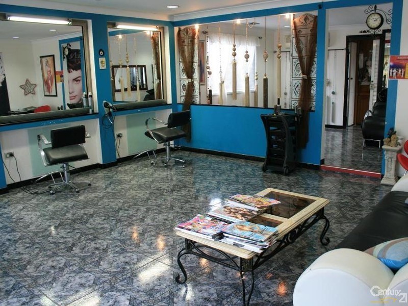 2 Wheller Street, Bossley Park NSW 2176