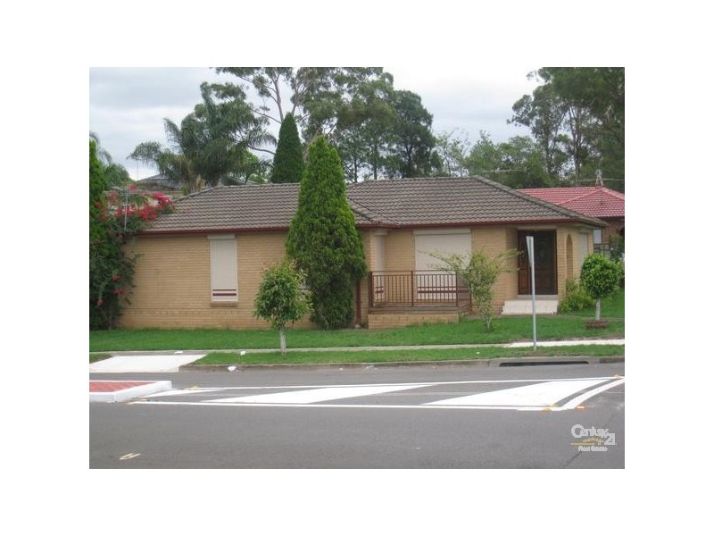 20 Quarry Road, Bossley Park NSW 2176