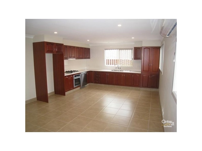 296 Edensor Road, Edensor Park NSW 2176