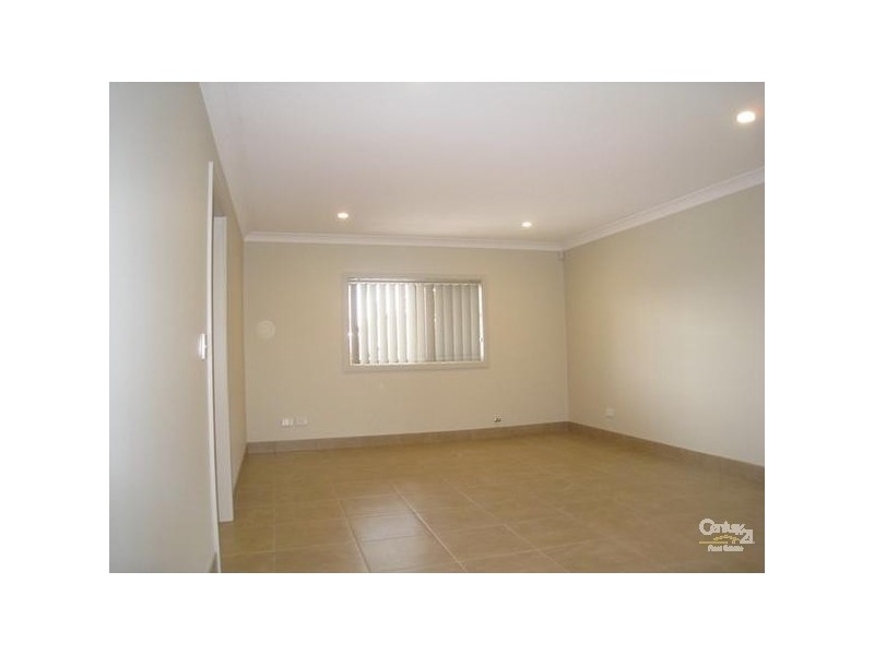 296 Edensor Road, Edensor Park NSW 2176