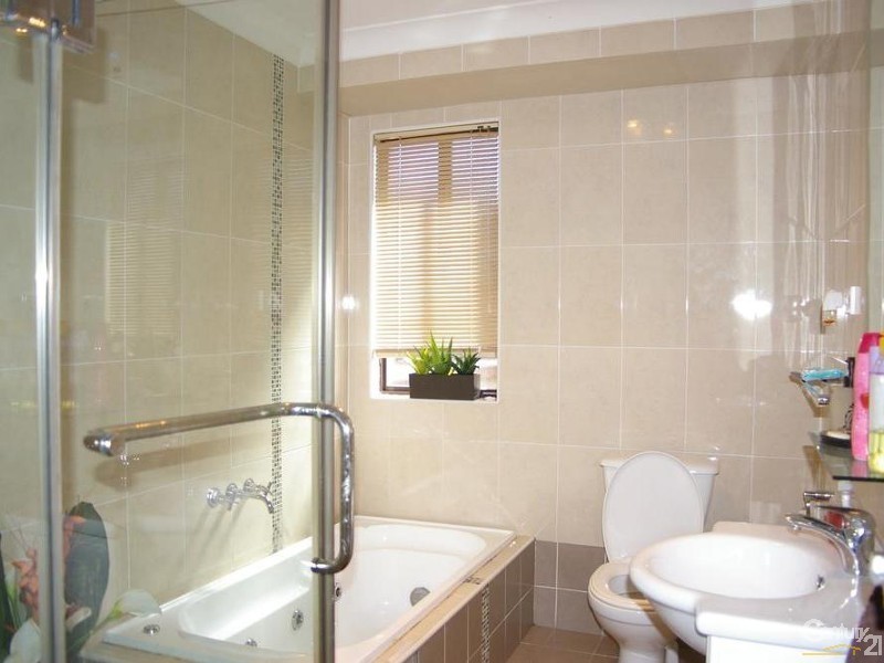 Bossley Park NSW 2176