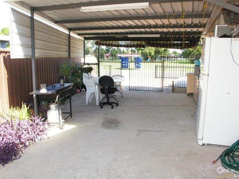 Bossley Park NSW 2176