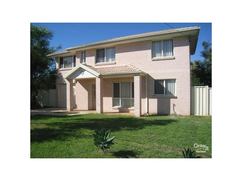Fairfield West NSW 2165