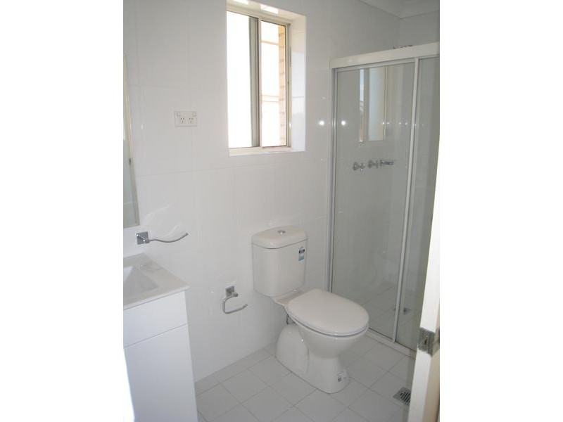 Fairfield West NSW 2165