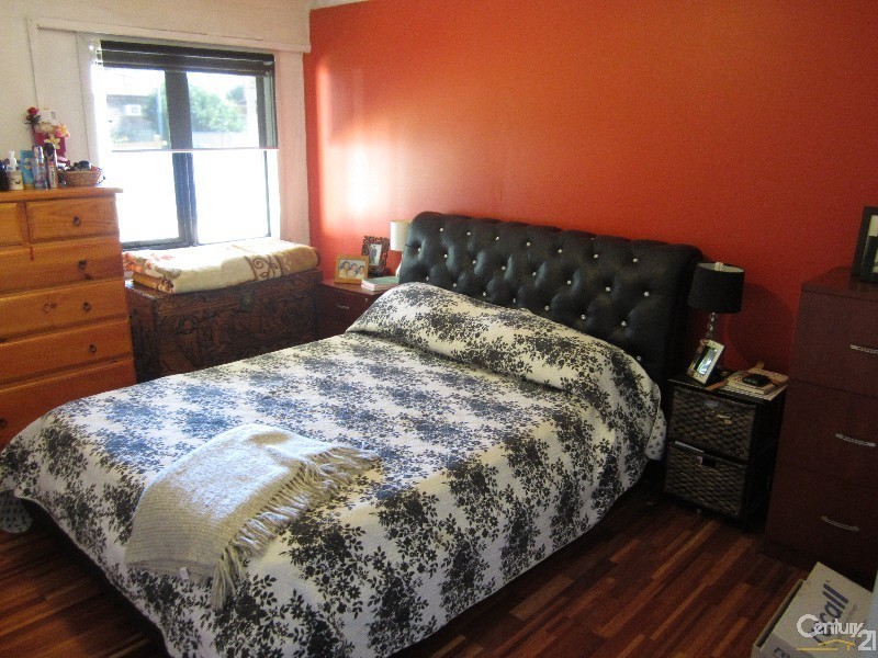 Bossley Park NSW 2176