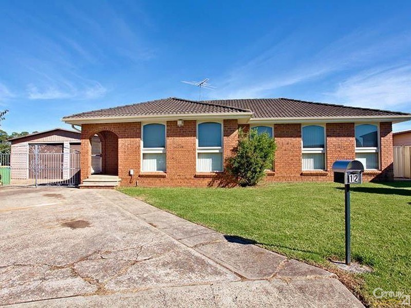12 Apache Road, Bossley Park NSW 2176