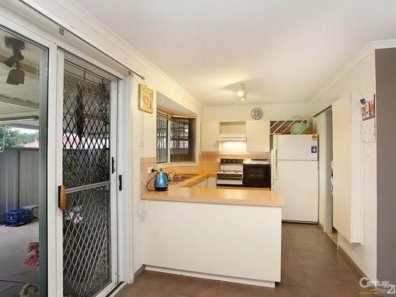 9 Mammone Close, Edensor Park NSW 2176