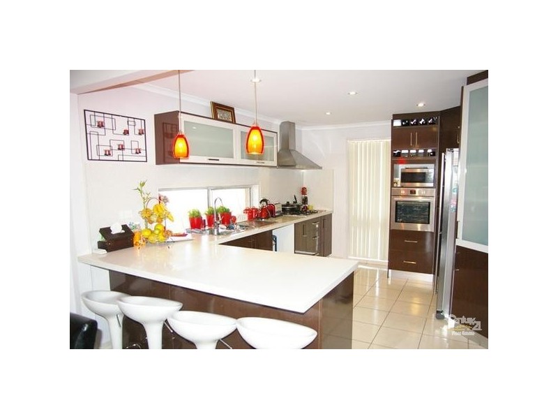 40 Mulligan Street, Bossley Park NSW 2176