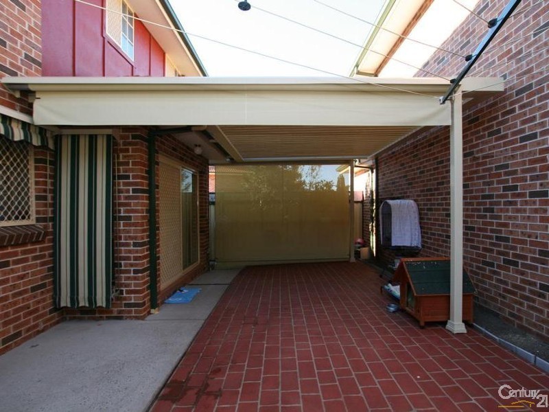 Edensor Park NSW 2176