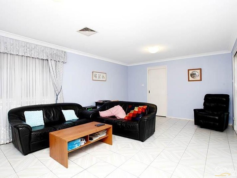 19 Kosciusko Street, Bossley Park NSW 2176