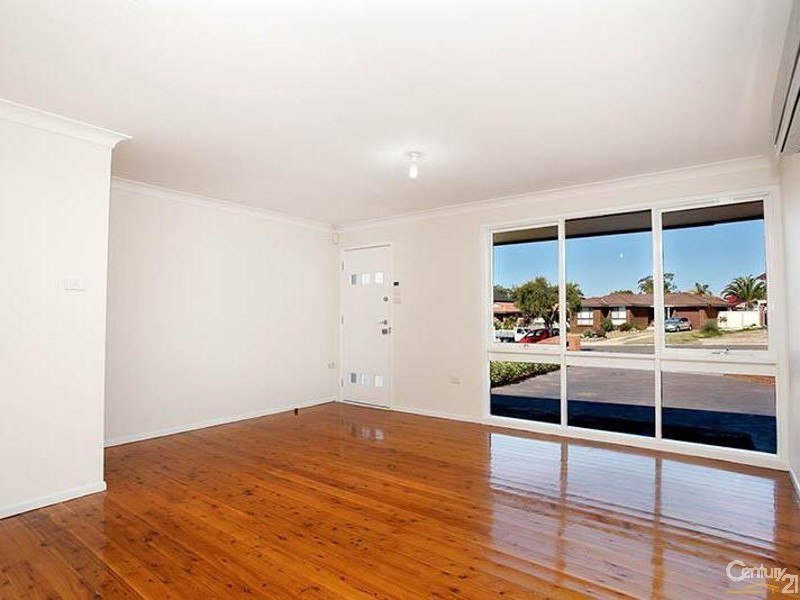 10 Moonbi Close, Greenfield Park NSW 2176