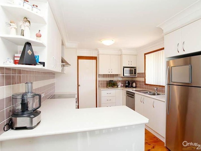 24 Macaulay Street, Wetherill Park NSW 2164