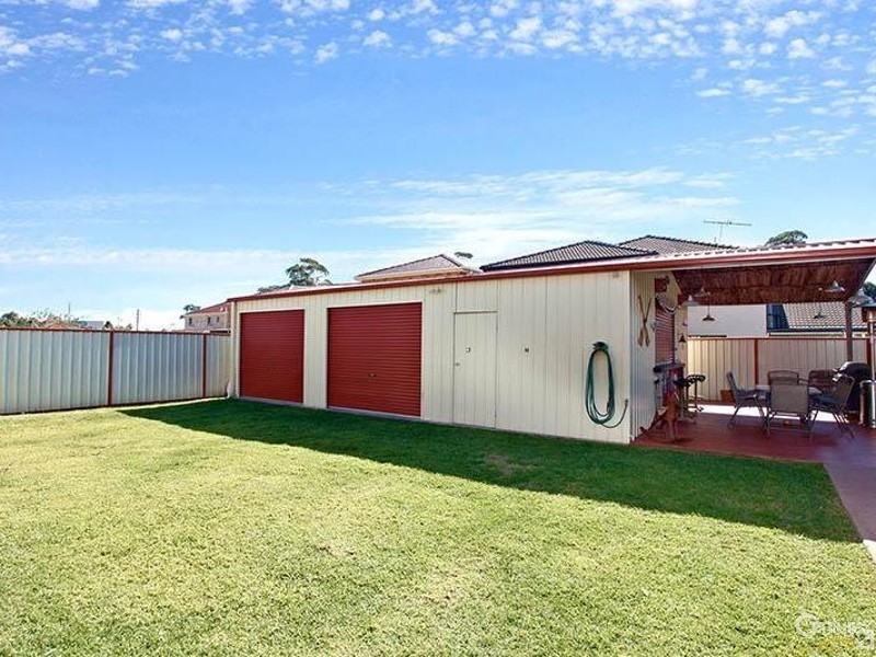 24 Macaulay Street, Wetherill Park NSW 2164