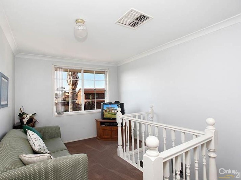 68 Tallowood Crescent, Bossley Park NSW 2176