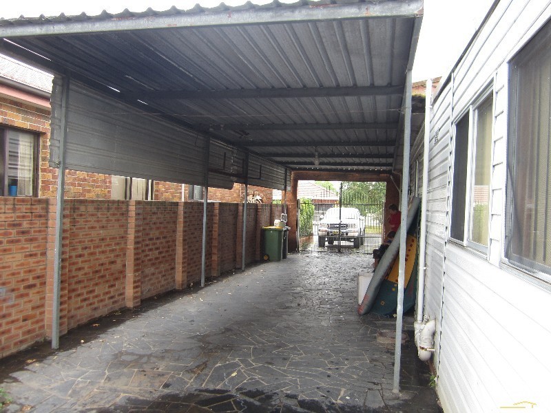 6 Malabar Street, Fairfield NSW 2165