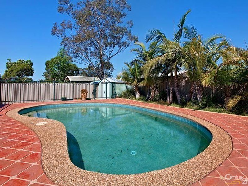 26 Jasnar Street, Greenfield Park NSW 2176