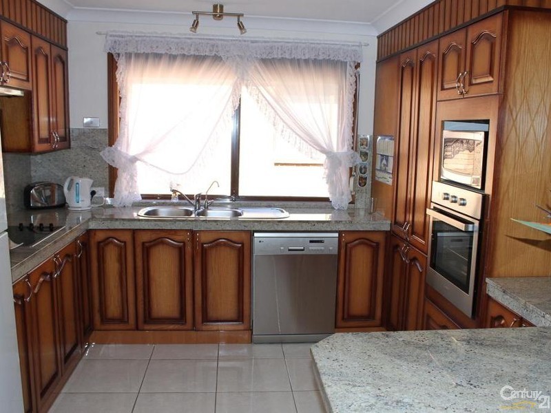 21 Hillier, Edensor Park NSW 2176