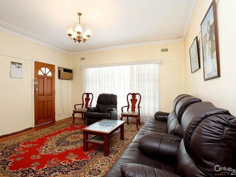 2a  Malabar Street, Fairfield NSW 2165