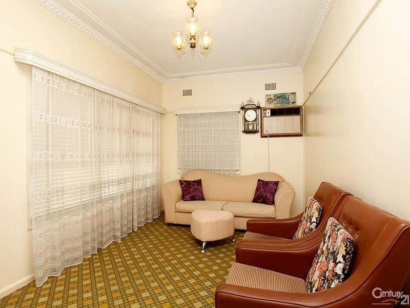 2a  Malabar Street, Fairfield NSW 2165