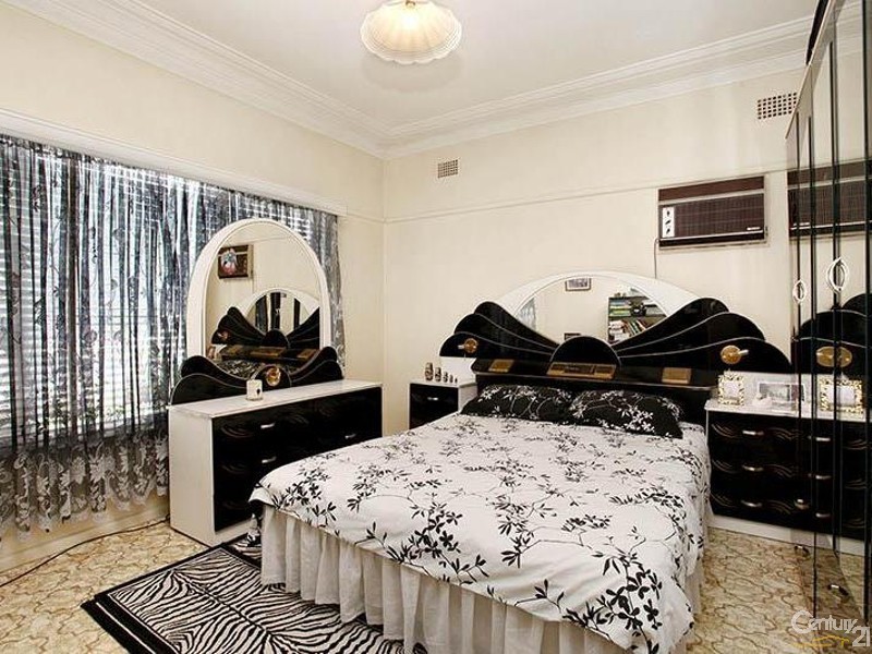 2a  Malabar Street, Fairfield NSW 2165