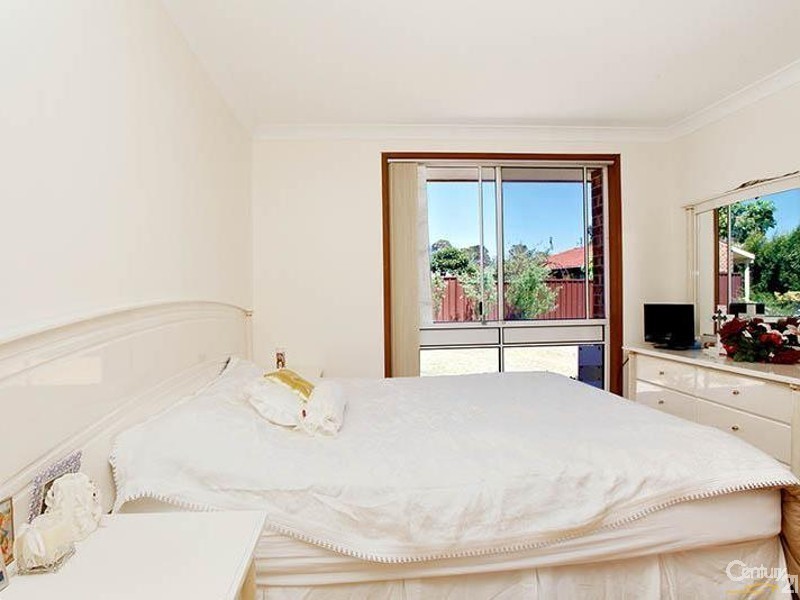 Greenfield Park NSW 2176