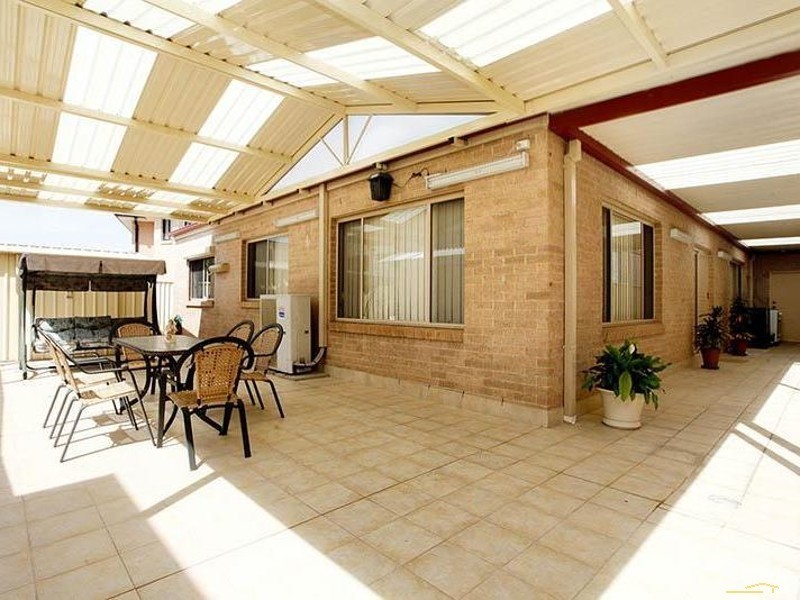 7 Badger Place, Green Valley NSW 2168