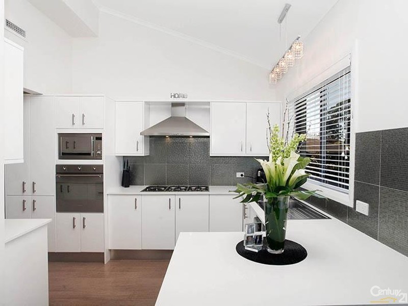 Bossley Park NSW 2176