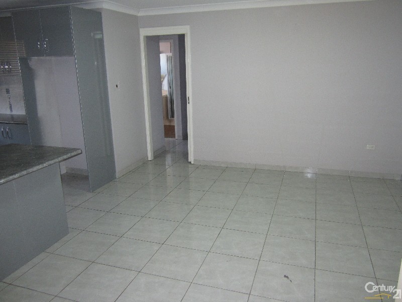 14 Glen Elgin Crescent, Edensor Park NSW 2176