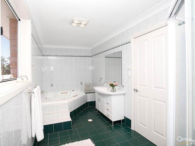 1 Bernoth Place, Edensor Park NSW 2176