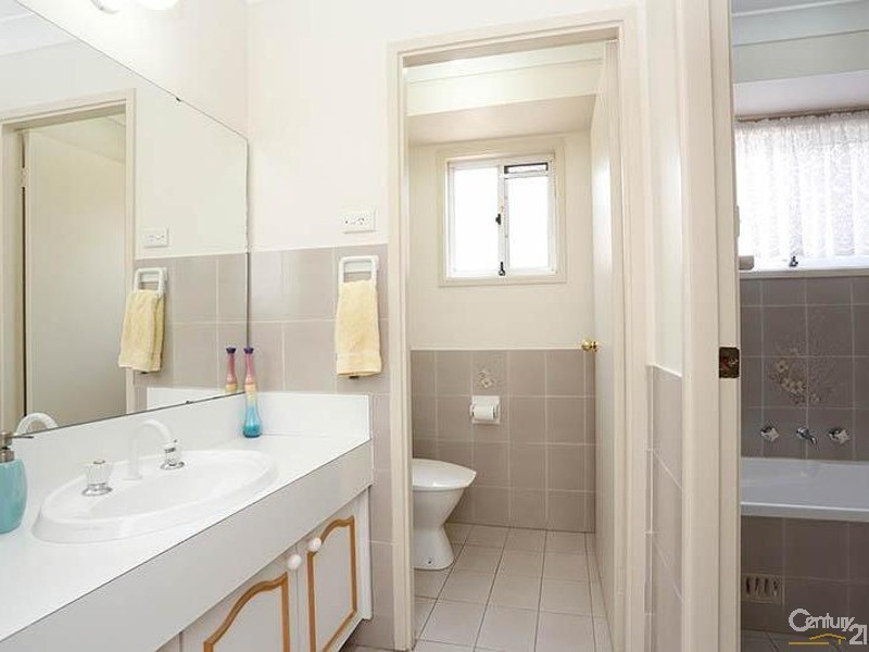 9 Seidel Place, Abbotsbury NSW 2176
