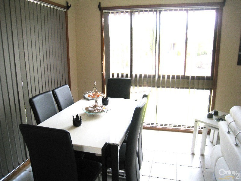 Bossley Park NSW 2176