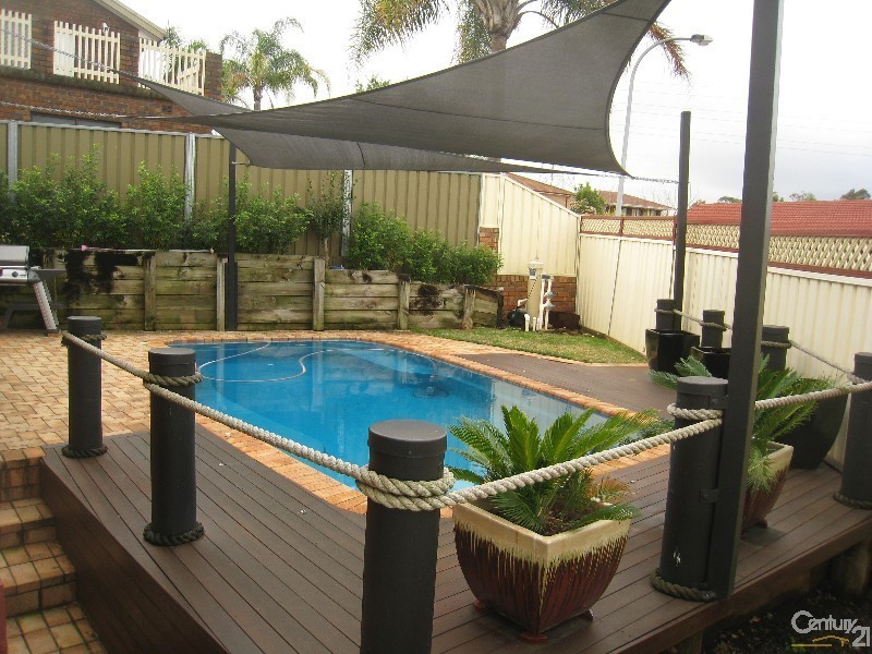 Edensor Park NSW 2176